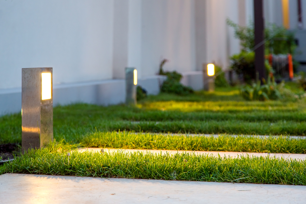 Landscape lighting installation in Lake Mary, Winter Springs, Sarasota